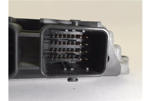 Recambio de centralita para citroen c4 berlina 1.6 hdi referencia OEM IAM 9661377180  