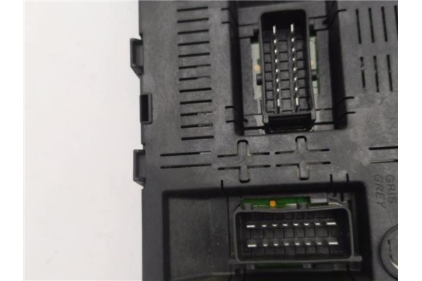 Recambio de bsi para citroen c4 berlina 1.6 hdi referencia OEM IAM 9661940480  