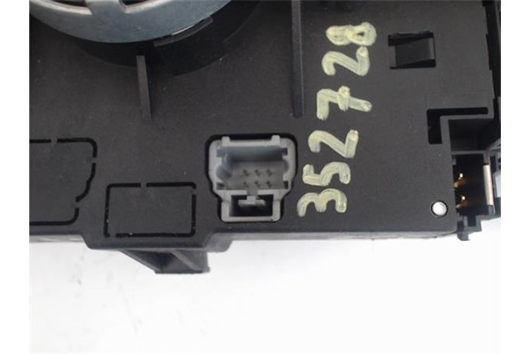 Recambio de mando intermitencia para peugeot 207 1.6 hdi referencia OEM IAM 96630718XT  