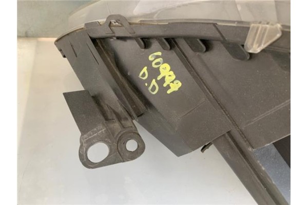 Recambio de faro delantero dcho para opel zafira 1.7 cdti referencia OEM IAM 13252473RH  