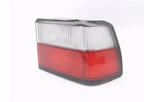 Recambio de piloto trasero derecho para citroen xantia berlina 3.0 v6 activa referencia OEM IAM 2223DR  