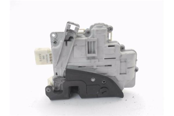 Recambio de cierre electromagnetico trasero derecho para audi a3 sportback (8pa) 2.0 tdi ambiente referencia OEM IAM 4F0839016  