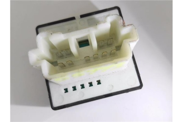 Recambio de mando retrovisor electrico para mitsubishi space star (a00) 1.2 motion referencia OEM IAM 183570  
