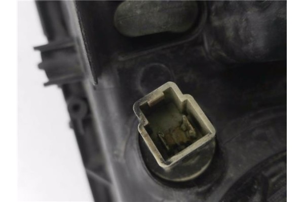 Recambio de faro delantero izquierdo para nissan sunny berlina (n14) 1.6 i referencia OEM IAM 7R010279  