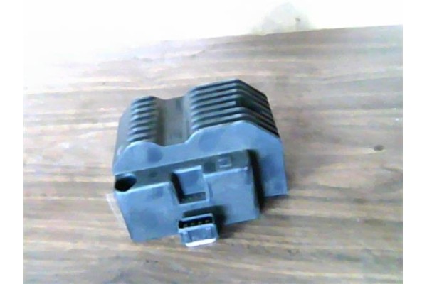 Recambio de bobina encendido para renault clio ii fase i (b/cb0) 1.9 d (b/cb0e) referencia OEM IAM 961982827 3M09 