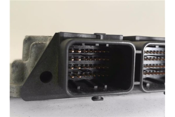 Recambio de centralita para citroen c4 berlina 1.6 hdi referencia OEM IAM 9664843780 281013872 