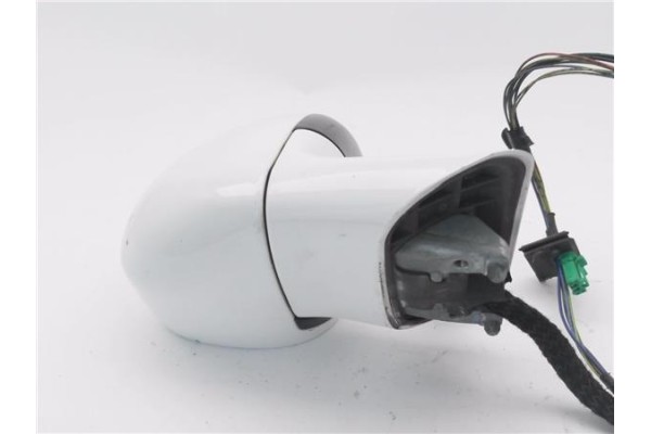 Recambio de retrovisor electrico izquierdo para citroen c4 berlina 1.6 hdi referencia OEM IAM 96467114 E9024287 