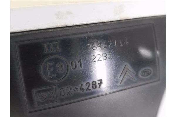 Recambio de retrovisor electrico izquierdo para citroen c4 berlina 1.6 hdi referencia OEM IAM 96467114 E9024287 