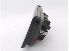 Recambio de piloto porton trasero izquierdo para citroen xantia berlina 3.0 v6 activa referencia OEM IAM 2224G  