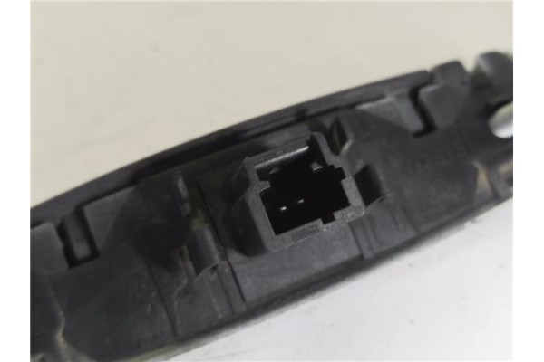 Recambio de maneta exterior porton para citroen c4 berlina 1.6 hdi referencia OEM IAM 9649858777  
