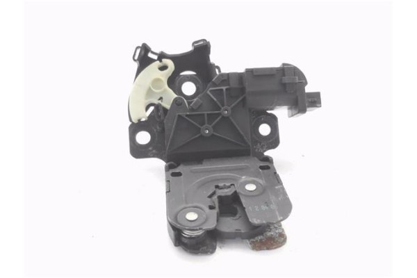 Recambio de cerradura porton para audi a3 sportback (8pa) 2.0 tdi ambiente referencia OEM IAM 8P4827505B  