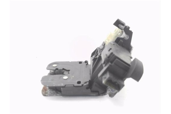 Recambio de cerradura porton para audi a3 sportback (8pa) 2.0 tdi ambiente referencia OEM IAM 8P4827505B  