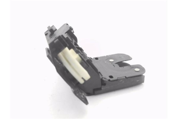 Recambio de cerradura porton para audi a3 sportback (8pa) 2.0 tdi ambiente referencia OEM IAM 8P4827505B  