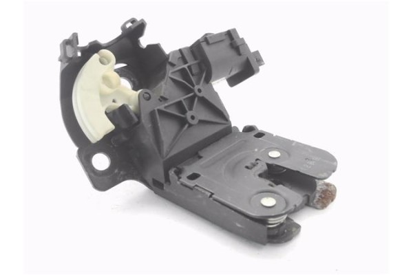 Recambio de cerradura porton para audi a3 sportback (8pa) 2.0 tdi ambiente referencia OEM IAM 8P4827505B  