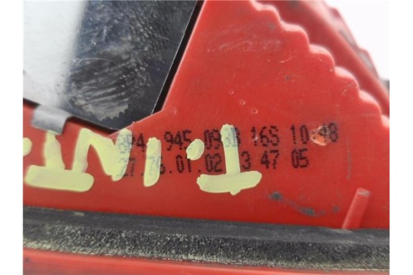 Recambio de piloto porton trasero izquierdo para audi a3 sportback (8pa) 2.0 tdi ambiente referencia OEM IAM 8P4945093R  