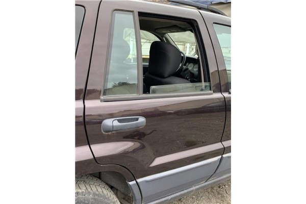 Recambio de puerta trasero derecha para jeep grand cherokee (wj/wg) 2.7 crd laredo referencia OEM IAM 55136700AG  