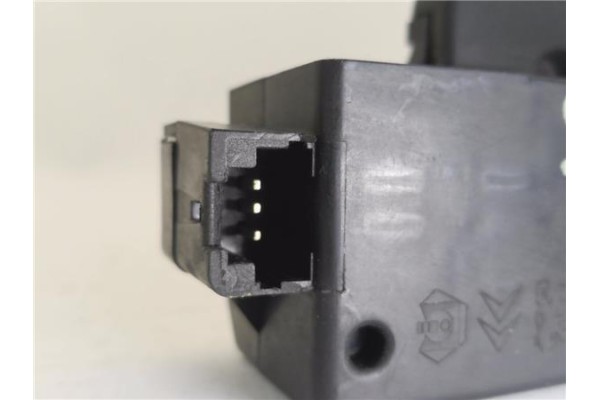 Recambio de cerradura porton para citroen c4 berlina 1.6 hdi referencia OEM IAM 9652301980  