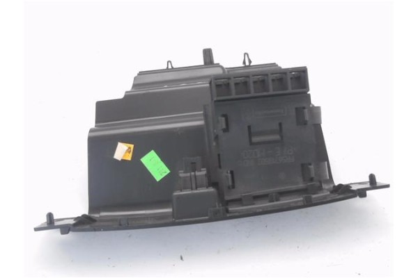 Recambio de mando multifuncion para peugeot 207 1.4 referencia OEM IAM 9685804277  