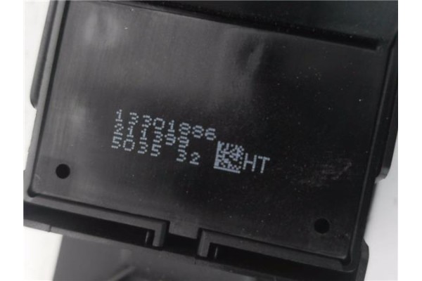 Recambio de mando elevalunas delantero derecho para opel astra j berlina 5p 1.6 selective referencia OEM IAM 13301886  