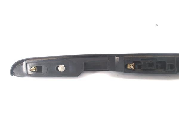 Recambio de moldura porton trasero para citroen xsara picasso 2.0 hdi referencia OEM IAM 9635595877F  