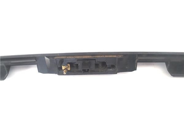 Recambio de moldura porton trasero para citroen xsara picasso 2.0 hdi referencia OEM IAM 9635595877F  