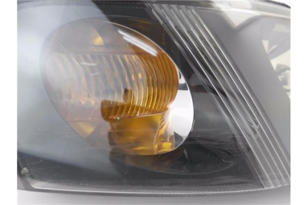 Recambio de faro delantero dcho para mitsubishi space star (dg0) 1.9 1900 di-d referencia OEM IAM MR465004  