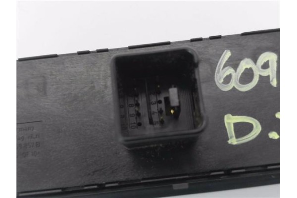 Recambio de mando elevalunas delantero izquierdo para volkswagen golf vi (5k1) 1.4 advance referencia OEM IAM 1K4959857B 1K09595