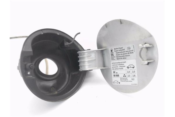 Recambio de tapa exterior combustible para volkswagen golf vi (5k1) 1.4 advance referencia OEM IAM 1K0010644P 5K6809857 