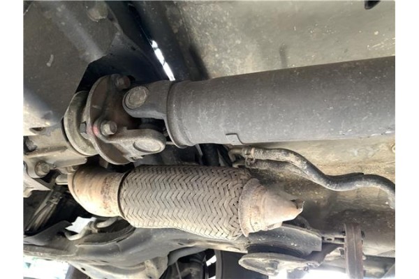 Recambio de cardan trasero para hyundai tucson (jm) 2.0 crdi referencia OEM IAM 493002E300 493002E350 