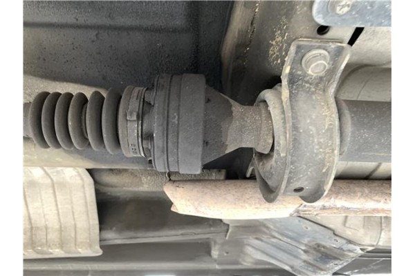 Recambio de cardan trasero para hyundai tucson (jm) 2.0 crdi referencia OEM IAM 493002E300 493002E350 