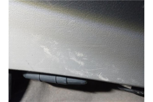 Recambio de guantera salpicadero para nissan terrano ii (r20) 2.4 i 12v 4wd referencia OEM IAM   