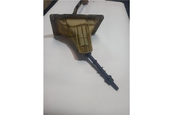 Recambio de varillas de cambio para renault r 21 berlina (b/l48) 1.7 (b48e) referencia OEM IAM 7700862158  