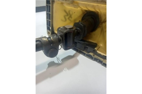 Recambio de varillas de cambio para renault r 21 berlina (b/l48) 1.7 (b48e) referencia OEM IAM 7700862158  