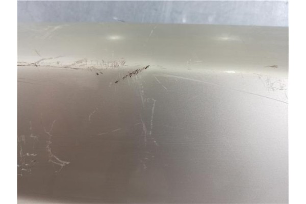 Recambio de aleta delantero izquierda para mercedes-benz 190 (w201) 2.0 (201.023) referencia OEM IAM A2018811701  