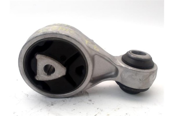 Recambio de bieleta lateral para renault scenic ii (jm) 1.5 dci (jm1e) referencia OEM IAM 8200355673  