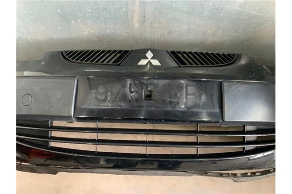 Recambio de paragolpes delantero para mitsubishi colt cz3 berl. 3 (z30) 1.5 di-d instyle referencia OEM IAM 6400A919  
