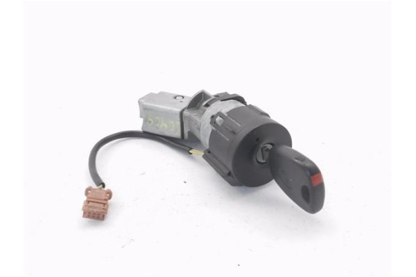 Recambio de clausor para peugeot 207 1.4 referencia OEM IAM 9663123280 36410600 