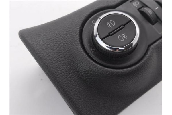 Recambio de mando de luces para opel astra j berlina 5p 1.6 selective referencia OEM IAM 13268703  