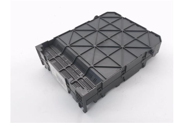 Recambio de bsi para peugeot 207 sw 1.6 hdi referencia OEM IAM 9663798280 13182116 