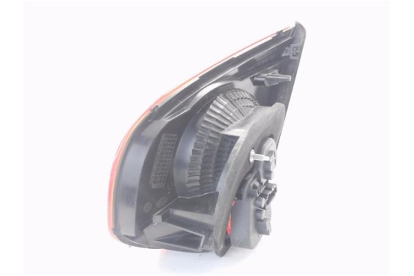 Recambio de piloto porton trasero izquierdo para volkswagen golf vi (5k1) 1.4 advance referencia OEM IAM 5K0945093AB 16797001 