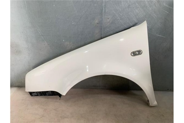 Recambio de aleta delantero izquierda para volkswagen golf iv berlina (1j1) 1.6 16v referencia OEM IAM 1J0821021  