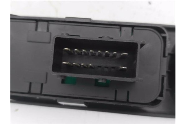 Recambio de mando elevalunas delantero izquierdo para peugeot 207 sw 1.6 hdi referencia OEM IAM 6554QC  
