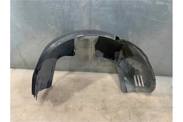 Recambio de protector pase rueda delantero derecho para ford fiesta vi 1.25 referencia OEM IAM 1868568  