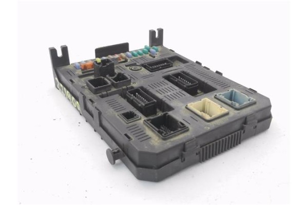 Recambio de bsi para citroen c4 berlina 1.6 hdi referencia OEM IAM 9658158780 161104 