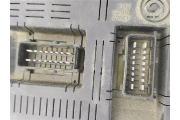 Recambio de bsi para citroen c4 berlina 1.6 hdi referencia OEM IAM 9658158780 161104 