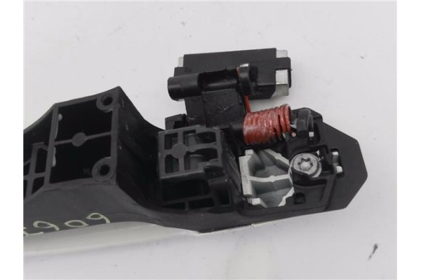 Recambio de maneta exterior trasero derecha para citroen c1 1.0 city edition referencia OEM IAM 1612194080 B000846180 