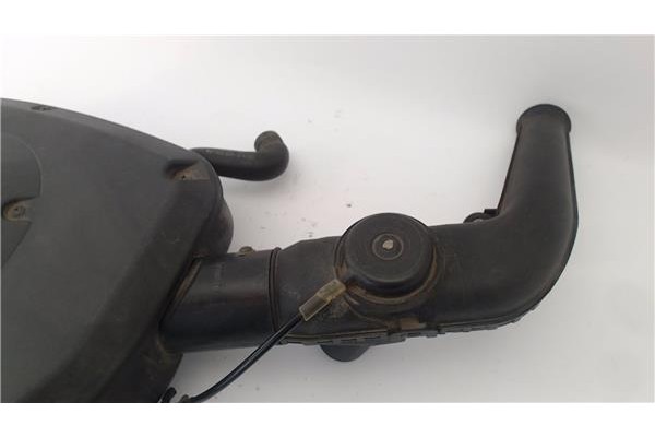 Recambio de carcasa filtro aire para seat arosa (6h1) 1.0 referencia OEM IAM 047129611B  
