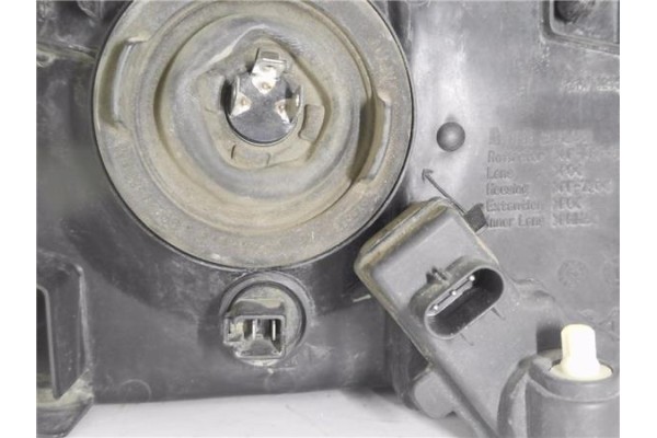 Recambio de faro delantero dcho para mitsubishi montero pinin (h6_w, h7_w) 1.8 gdi (h66w) referencia OEM IAM MR586046  