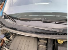 Recambio de brazo limpiaparabrisas delantero derecho para peugeot 207 1.6 hdi referencia OEM IAM 6429AN  