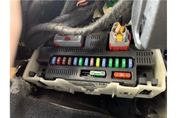 Recambio de bsi para peugeot 207 1.6 hdi referencia OEM IAM 6580NJ  